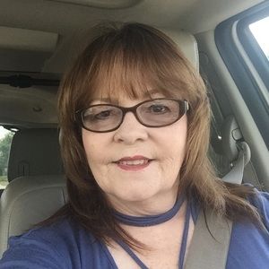 Meet your Posher, Paula